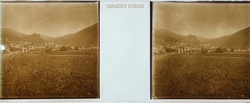Kalabaka distant view - Glass, Greece.jpg