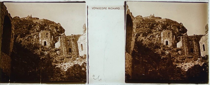 Old Castle ruins - Glass, Greece.jpg