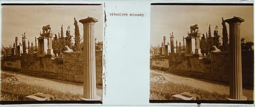 Kemarkimos cemetery view of statues - Glass, Greece.jpg