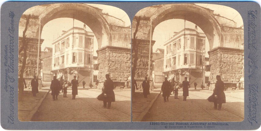 The old Roman Archway at Salonica, Underwood 1900, Greece.jpg