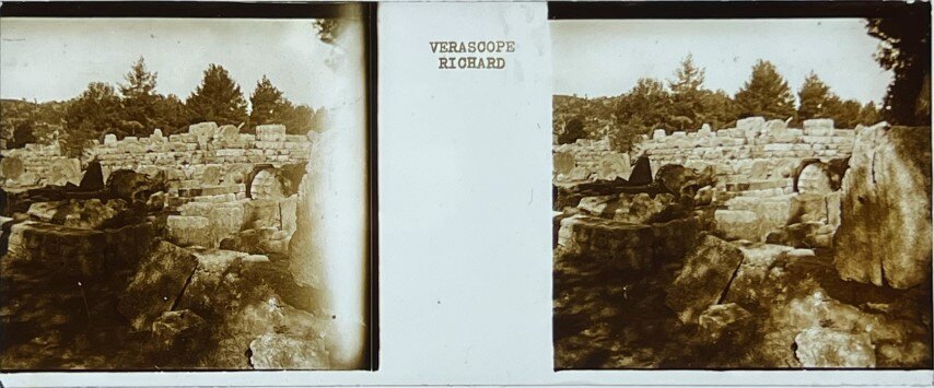 Mycenes Monument 1 - Glass, Greece.jpg